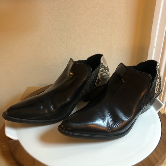 Leather Western Snakeskin Shoe Boot - Picture 10 of 11